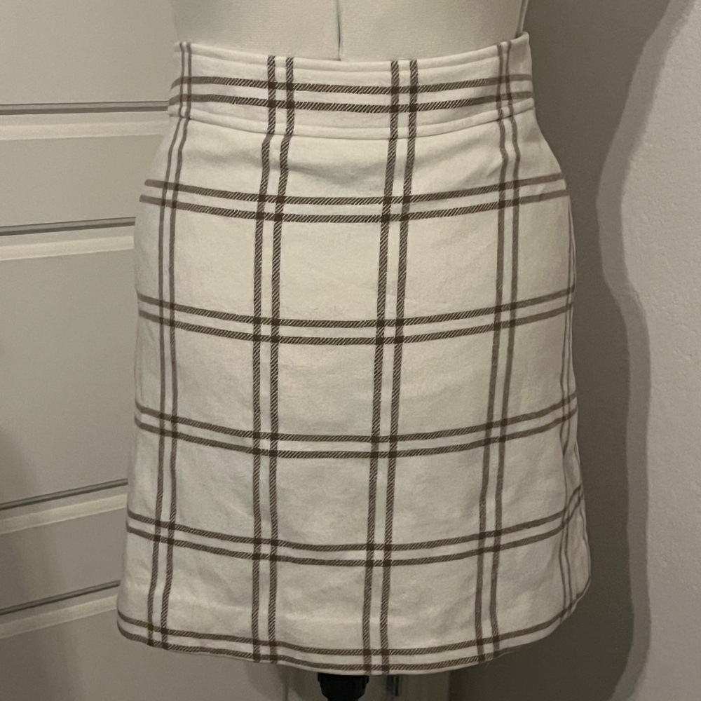New wool skirt